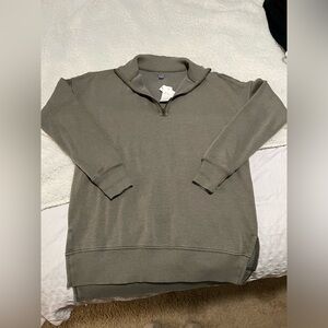 NWT aerie quarter zip